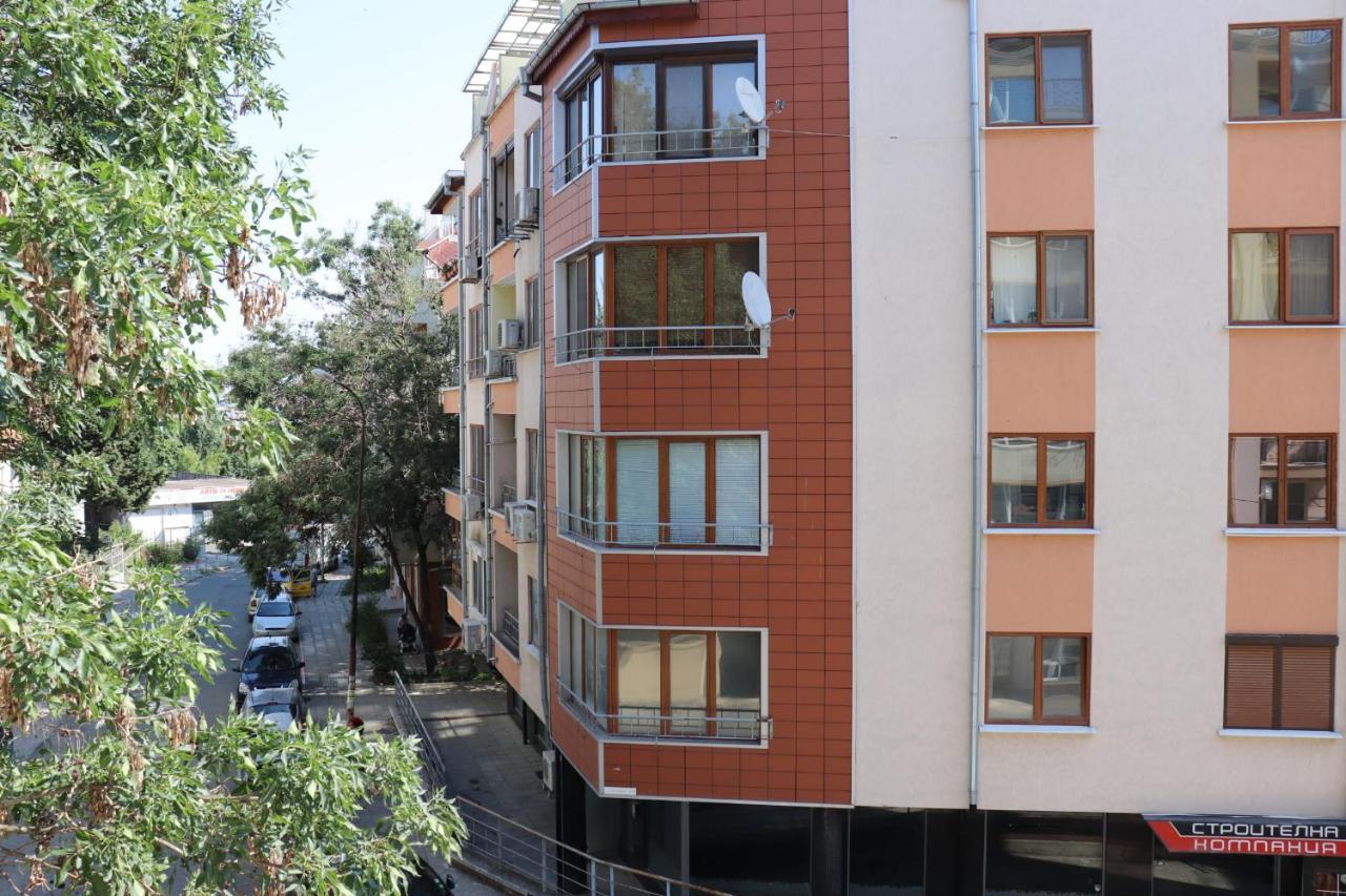 Apartment Perushtiza 3 부르가스 외부 사진